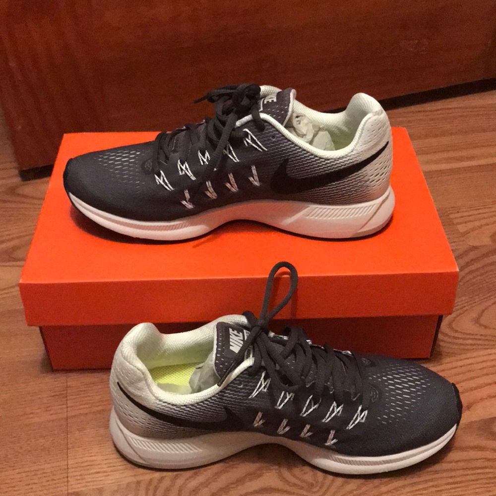 NEW Nike Air Zoom Pegasus
